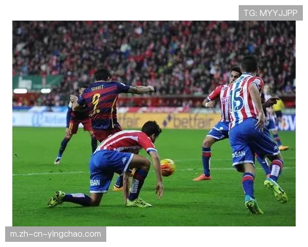 西甲经典对决：皇马巴萨激战，赛场潜在陷阱引发热议